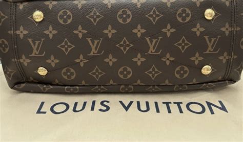 louis vuitton jeans real or fake|louis vuitton scam.